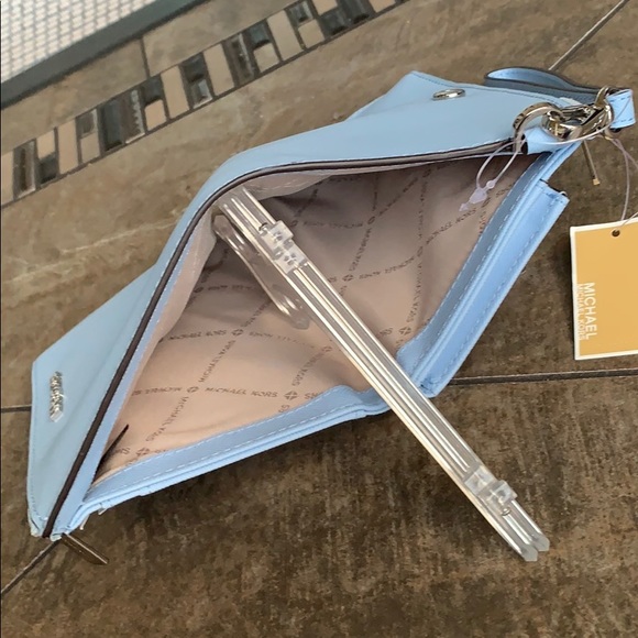 MICHAEL KORS LG DOUBLE ZIP WRISTLET Vista Blue - Picture 10 of 16